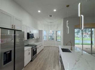 7020 Demedici Cir, Delray Beach, FL 33446