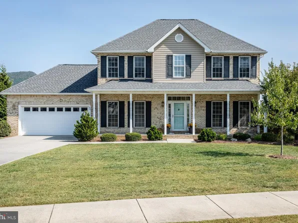 99 Jessica Dr, Penn Laird, VA 22846