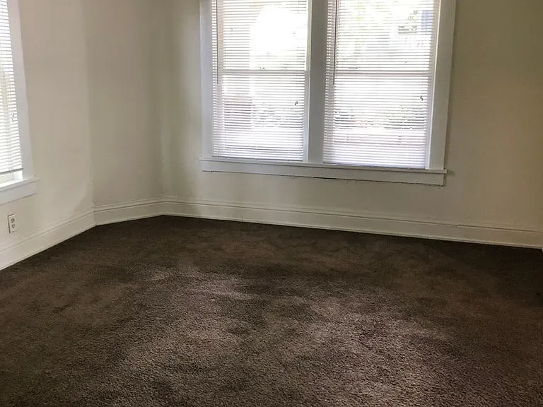 1213 N Washington St — Photo 3
