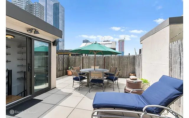 Rented by Douglas Elliman | media 14