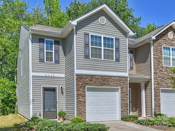 6037 Guildford Hill Ln, Charlotte, NC 28215