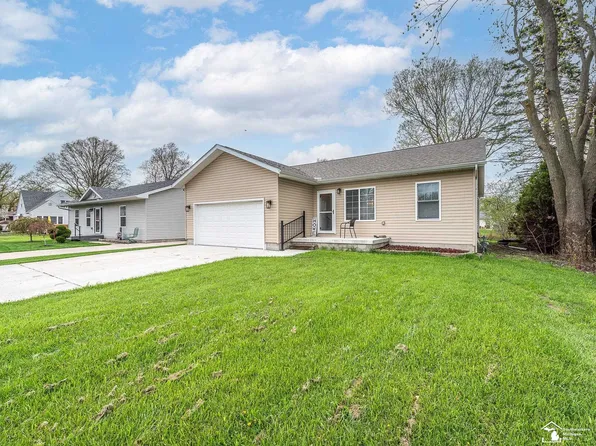 3271 Seminole Trl, Monroe, MI 48162