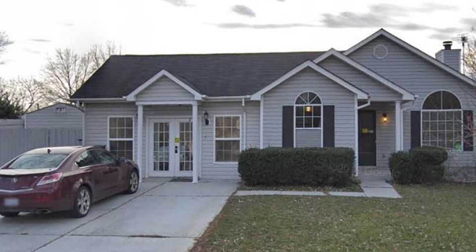 1st image of 1224 Eagles Landing Dr