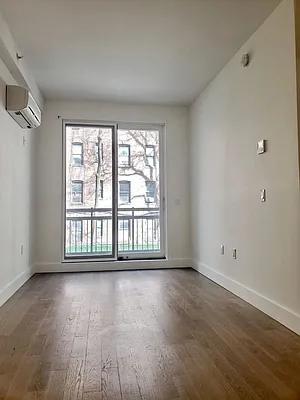 Rented by Lang Realty LLC | media 59