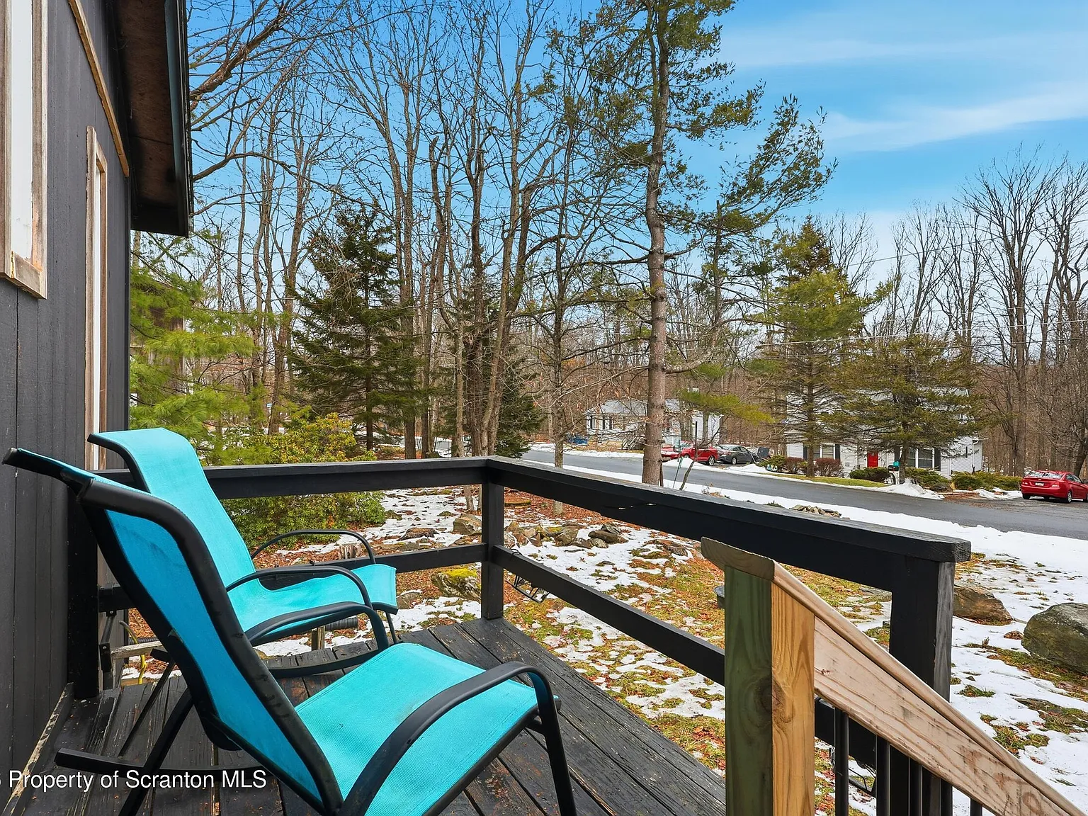 3 bed, 2.0 bath, 1180 sqft, $2,500 — Photo 4