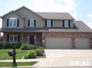 5312 W Briarstone Dr, Peoria, IL