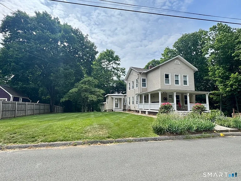 20 Prospect St — Photo 2