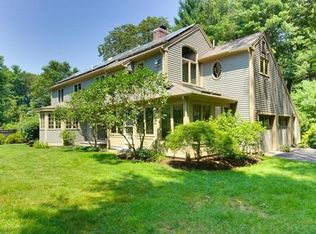 7 Centre St, Dover, MA 02030