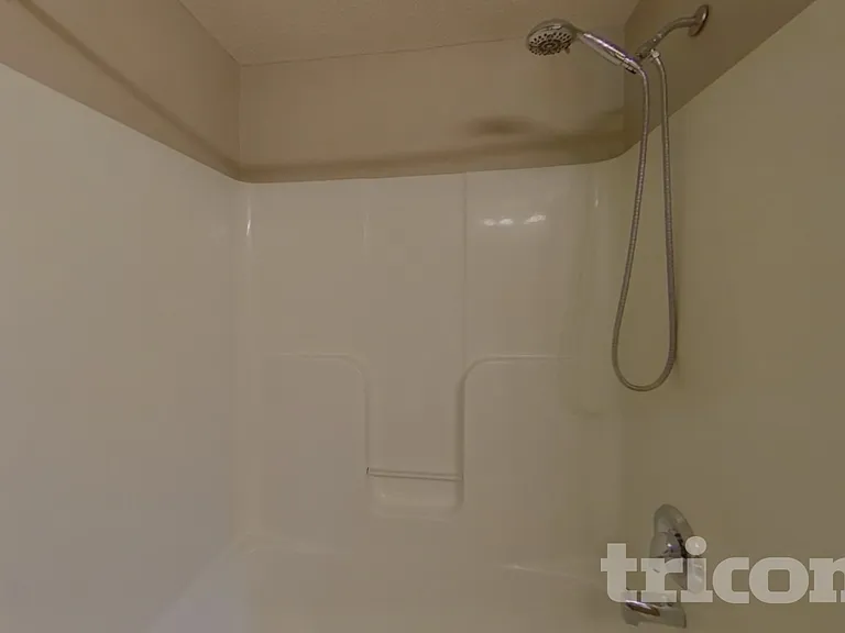10883 Tyler Ct NE — Photo 13