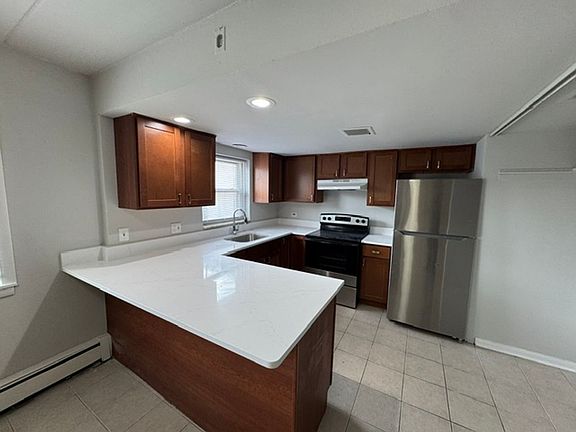 2nd image of 12710 Elm St #2B