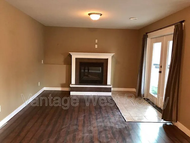 2231B Sunview Dr — Photo 6