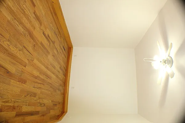 Rented by Makover Group Inc | media 40