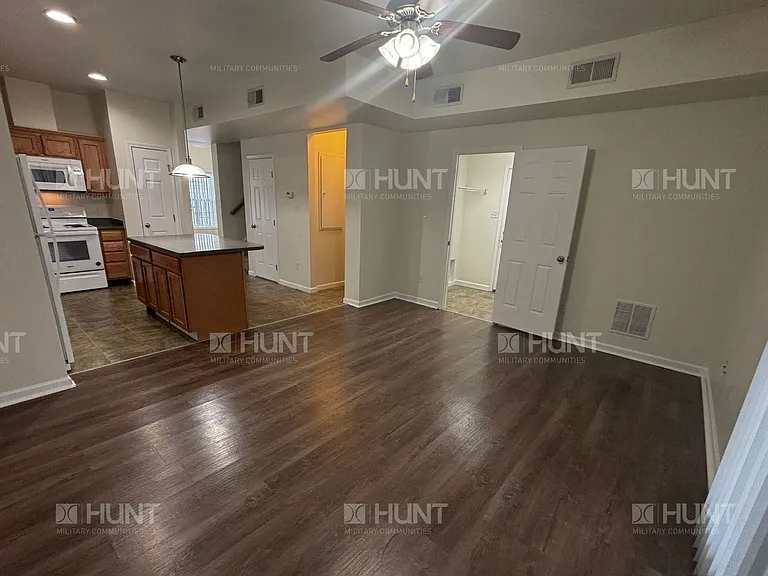 14 Lancaster Ave — Photo 6