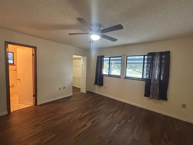 10211 SW 93rd Ct — Photo 11