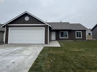 144 Renee Ave, Umatilla, OR 97882