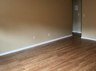 123 Litchfield Pines Dr APT C, Leominster, MA 01453