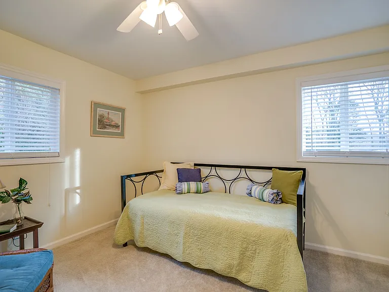 1104 N Greensboro St #4 — Photo 8