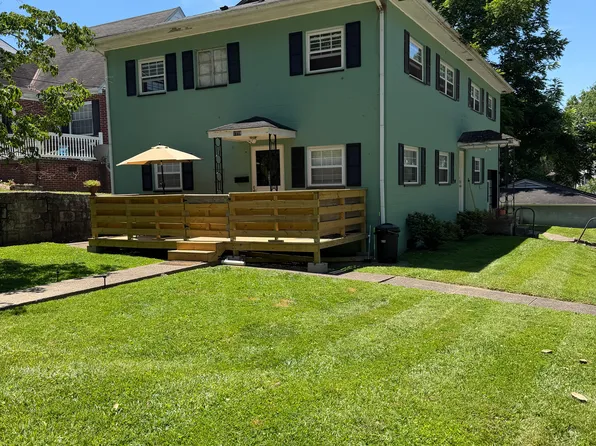 1695 Wiltshire Blvd, Huntington, WV 25701
