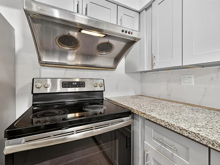6201 Ranchester Dr #29 — Photo 10