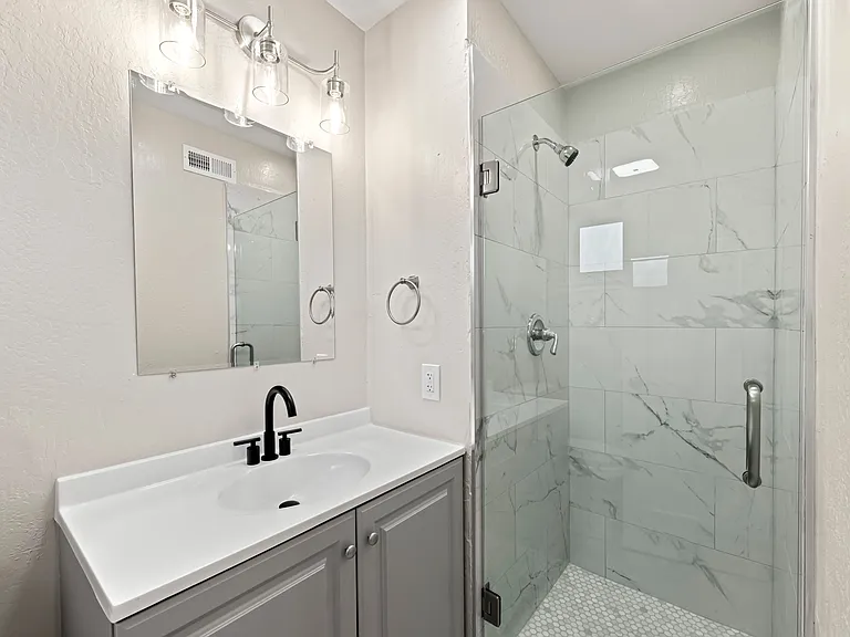 1130 S Stelling Rd — Photo 14