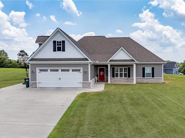 337 Burnt Hickory Ln SE, Calhoun, GA 30701