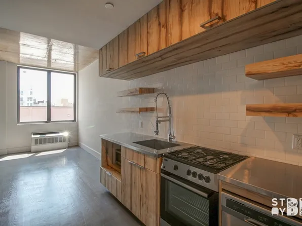 72 Box Street image 3 of 13