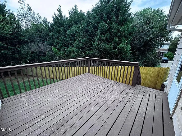 4125 Cobble Ct — Photo 5