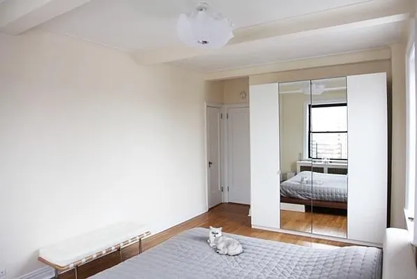 Rented by Buchbinder & Warren | media 15