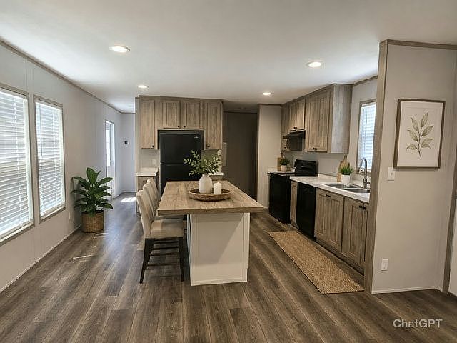2nd image of 1325 Wenlon Dr Lot 4