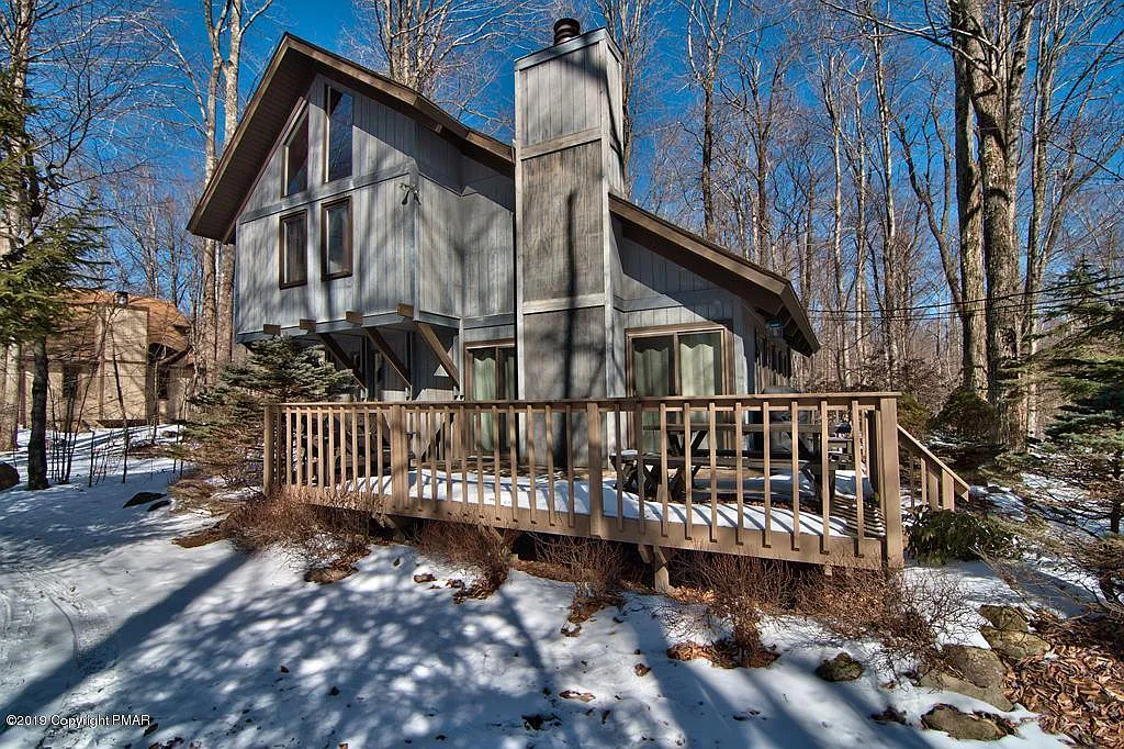 231 Buckskin Way photo 1
