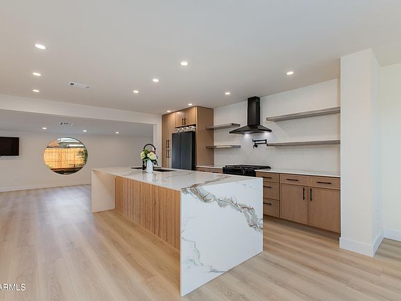 4th image of 7407 E Fillmore Street