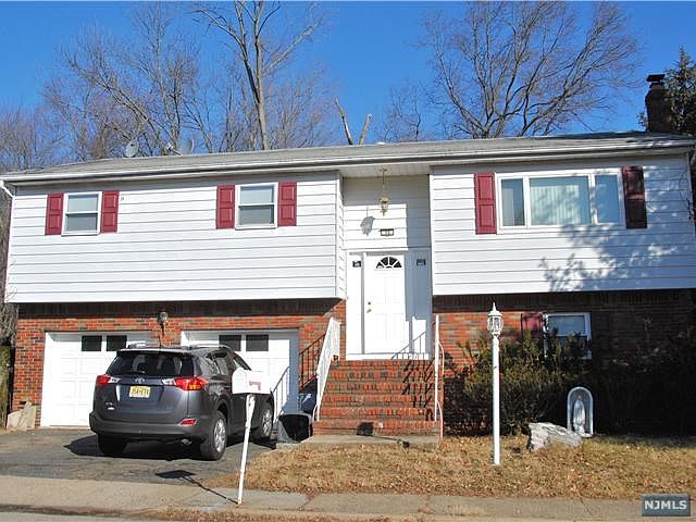 1st image of 56 Palisade Ave