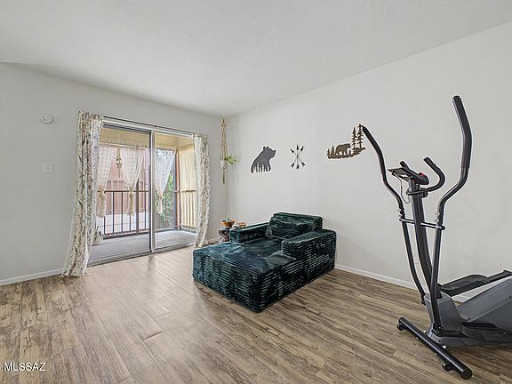 2nd image of 1600 N Wilmot Rd Unit 251