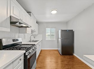 1711 Delaware Ave APT 4, Santa Monica, CA 90404