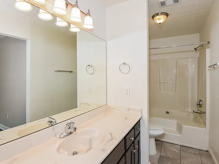 1290 Shamrock Hill Cir — Photo 11