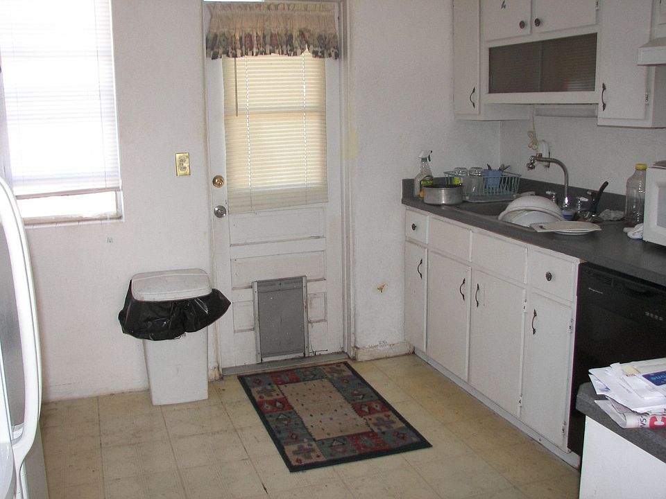 2nd image of 59 River Dr