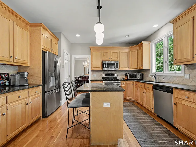1 Silvermine Rdg — Photo 6