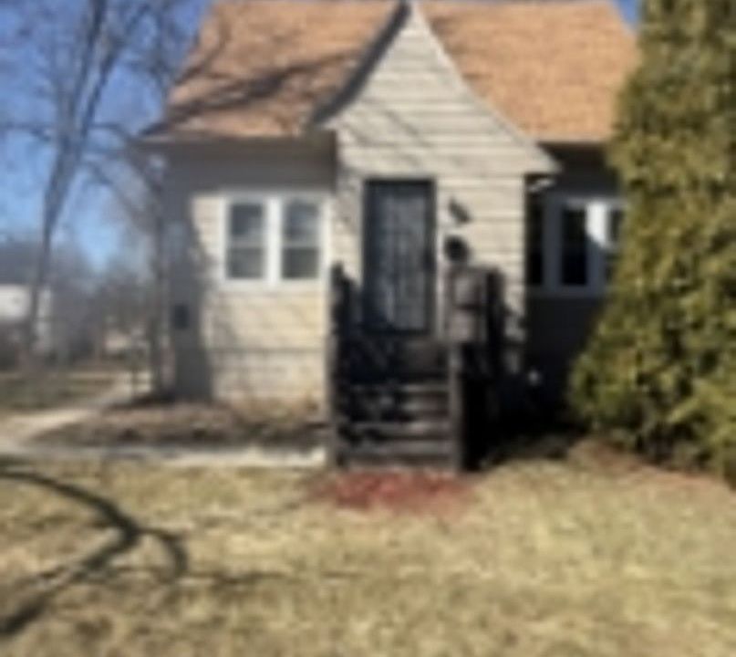 1st image of 5689-91 N 41st St #5691