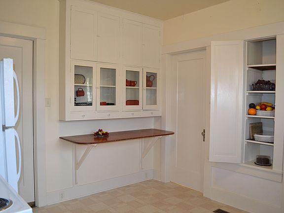 4th image of 123 N Washington Ave