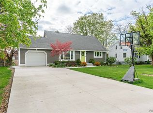 3290 Wildwood Dr, Hamburg, NY 14075