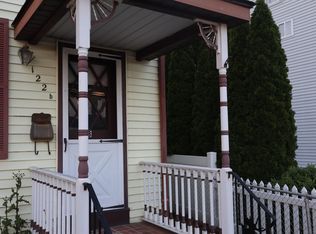 122 Spring Garden St #B, Woodstown, NJ 08098