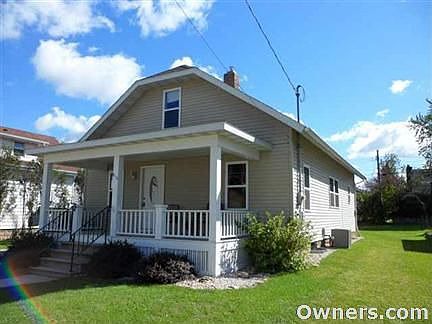 2nd image of 515 Maxon St