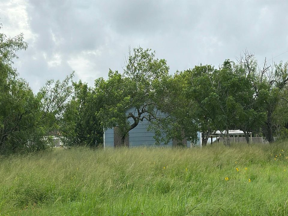 1st image of 349 Glenoak Dr