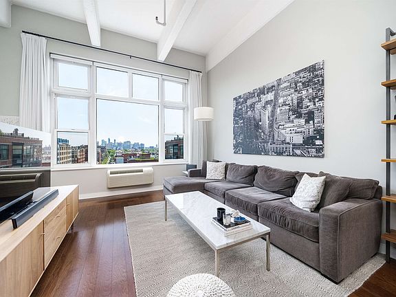 2nd image of 1500 Hudson St APT 9K