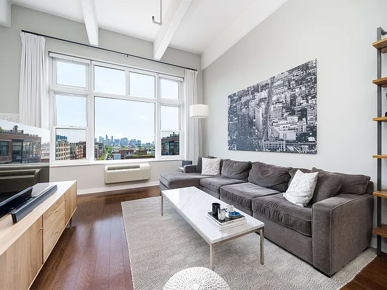 1500 Hudson St #9K — Photo 2