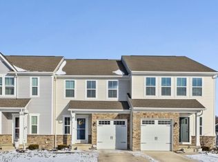 1121 Meadow Run, Akron, OH 44321