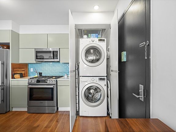 3rd image of 767 Bergen St #2B
