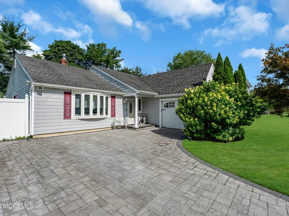 308 Ashford Road, Toms River, NJ 08755