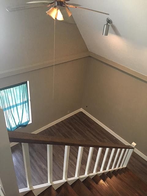 2nd image of 2607 Hazel St