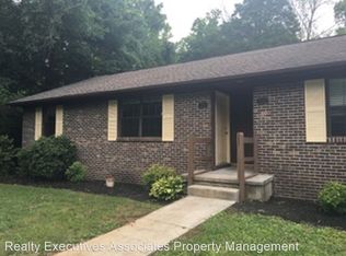 312 Wakefield Rd, Knoxville, TN 37922